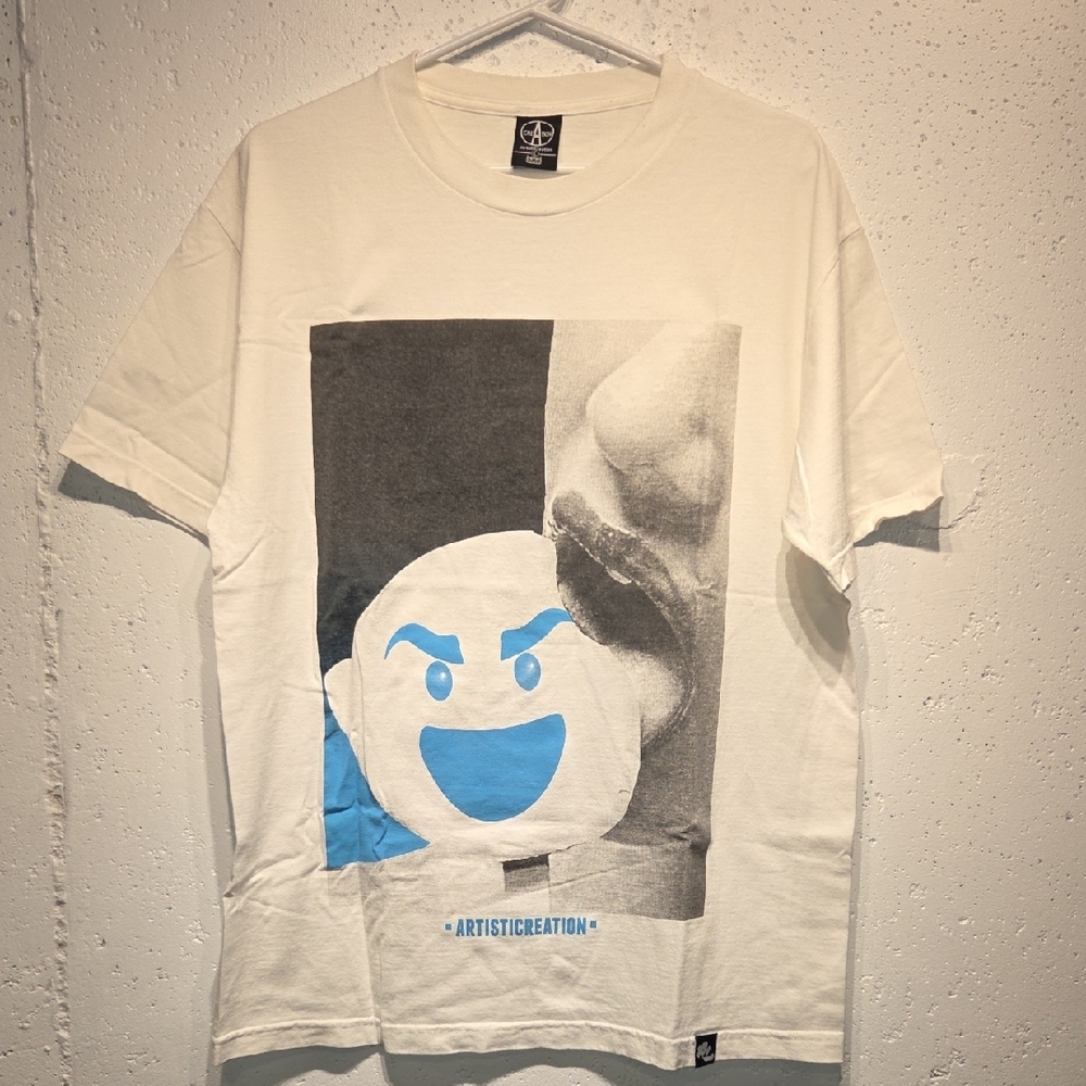 ArtistiCreation 'Ghost Bite' Graphic T-Shirt (Large)